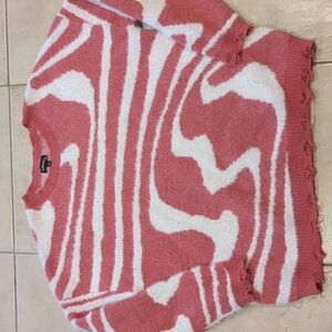 Originality Long Sleeve Pink Swirl Distressed Sweater Size Large